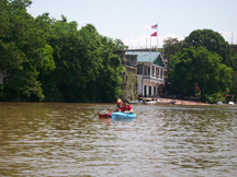 Thom and Mariko in their Kayaks